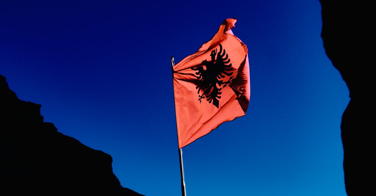 Premierul Albaniei a avut gesturi neobișnuite la summitul CPE