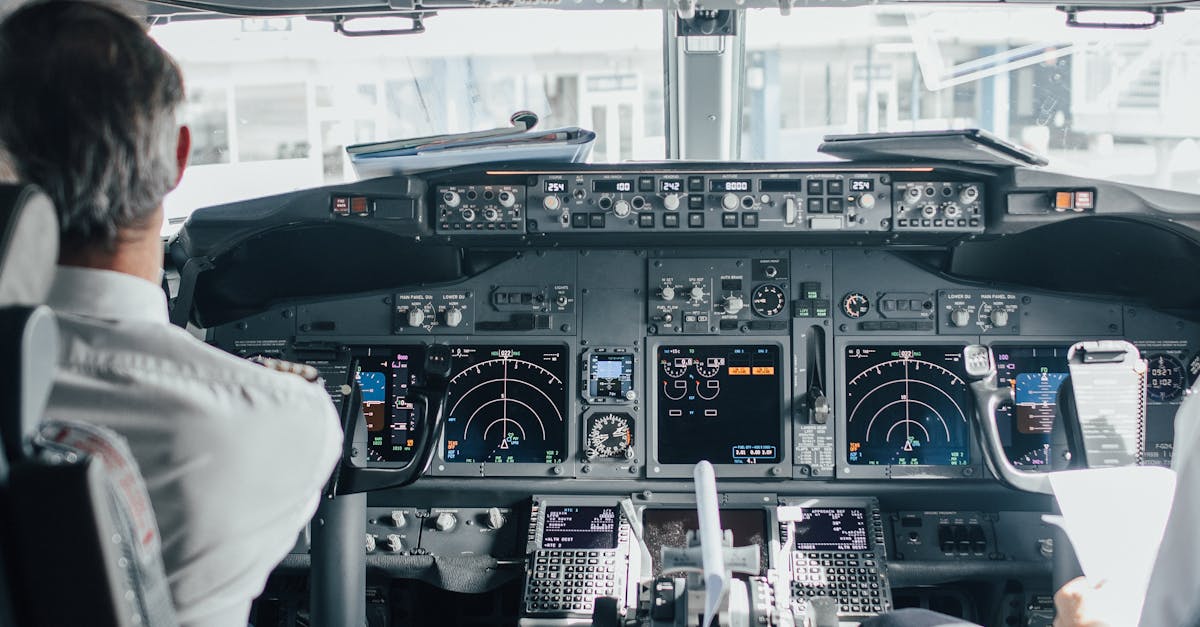 Incident grav în aer: copilotul a leșinat în timpul zborului cu 205 pasageri la bord