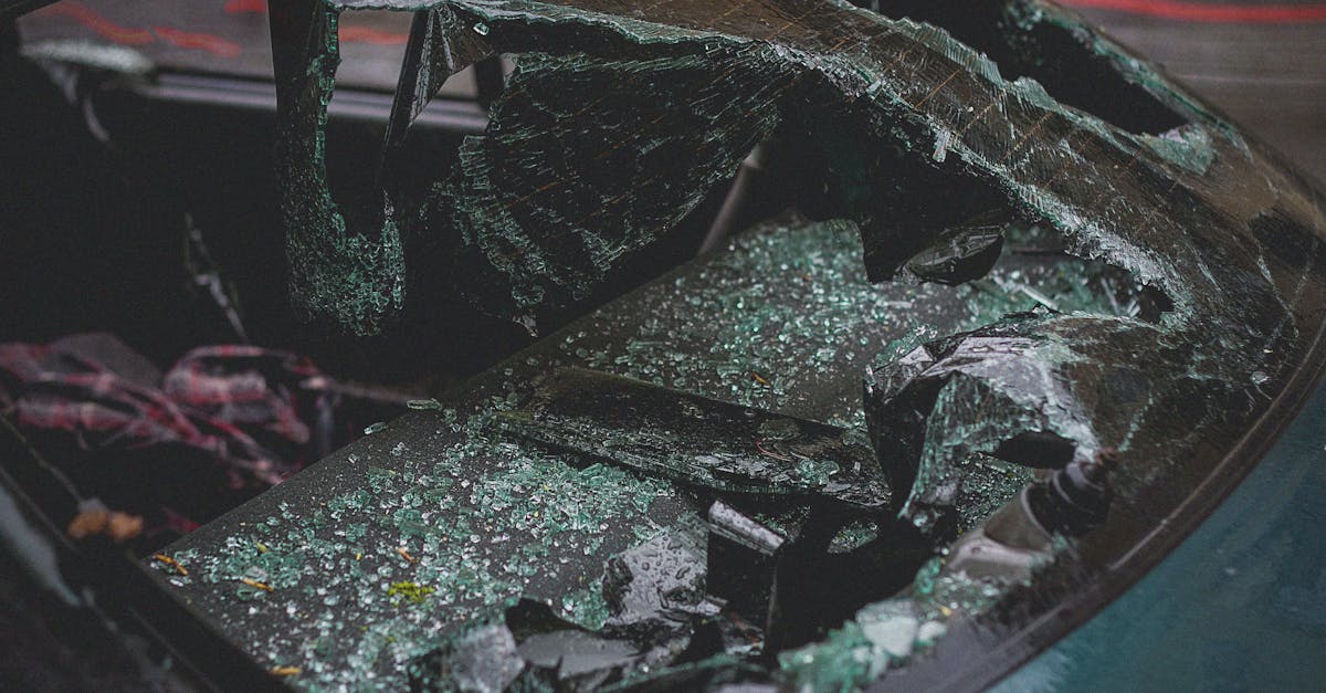 Accident grav între patru autovehicule pe DN 13, în județul Brașov