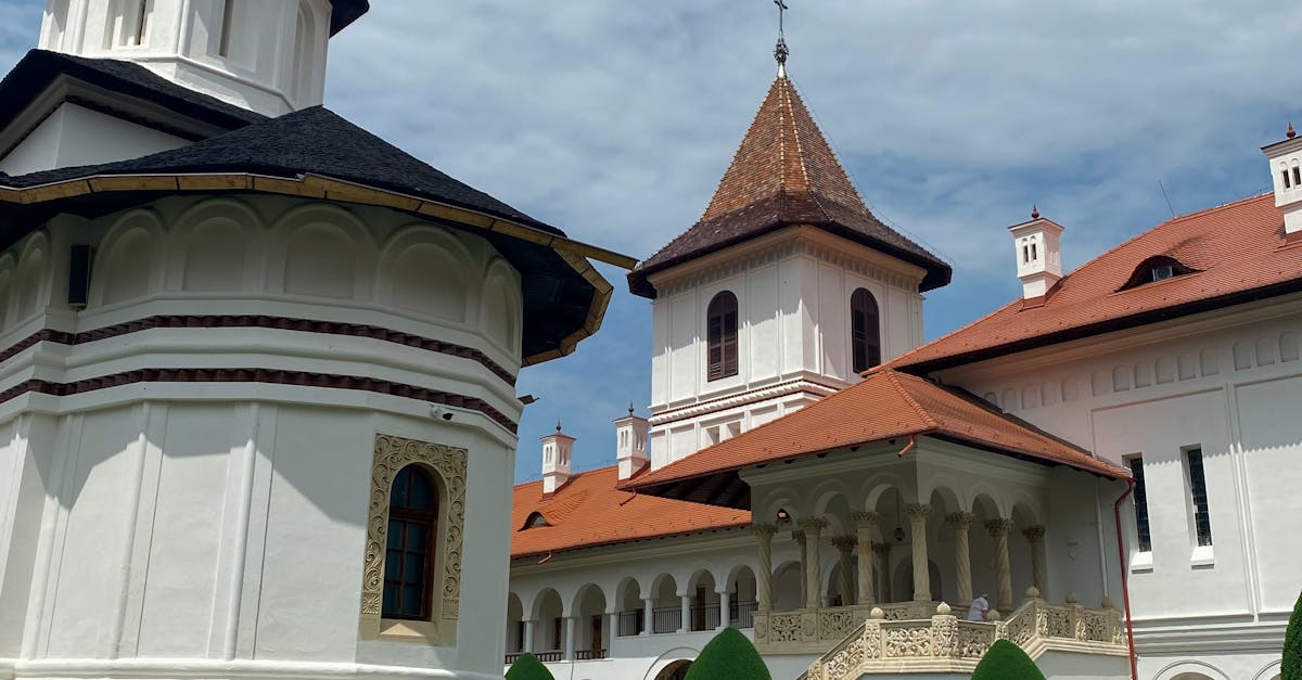Superstiții și tradiții de Sfinții Împărați Constantin și Elena