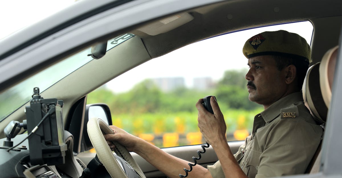 Șofer din Iași, șicanat în trafic, trimite filmarea la poliție