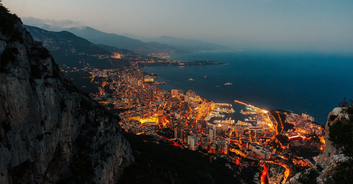 Monte Carlo - Monaco: Cum să ajungi, ce să vizitezi și sfaturi utile pentru turiști