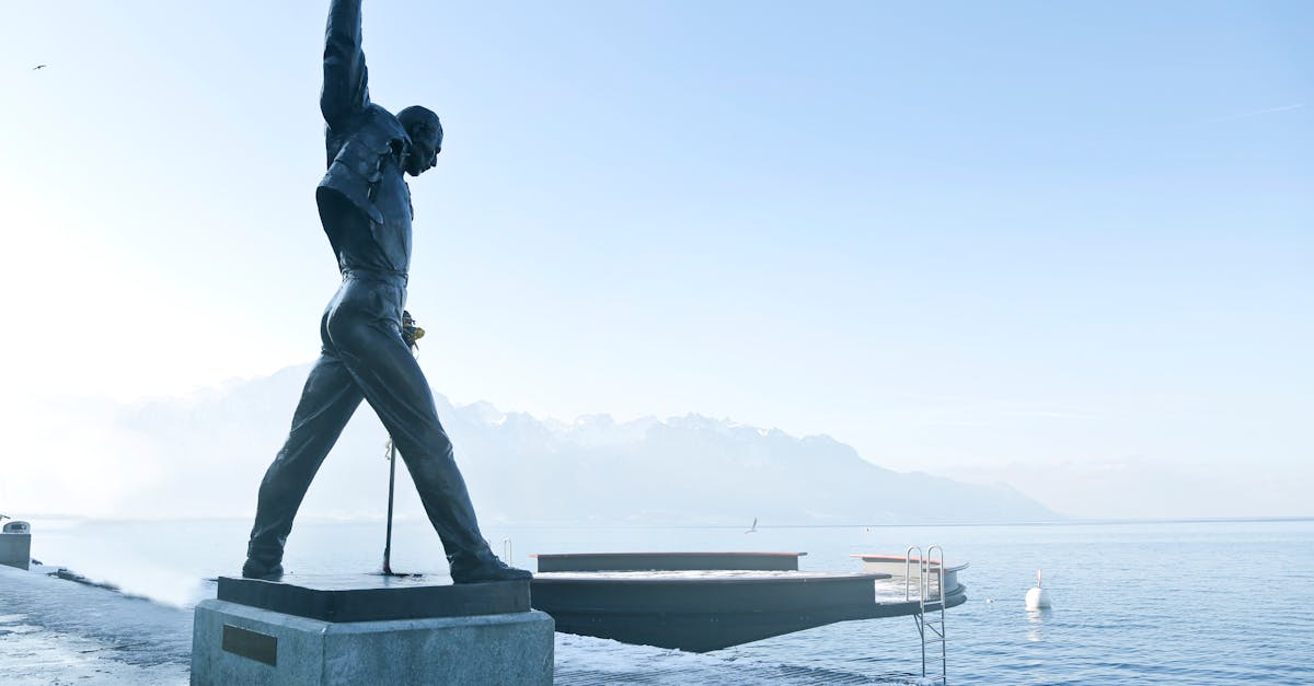 Freddie Mercury, solistul trupei Queen, avea o fiică secretă. Relația lor a fost una specială