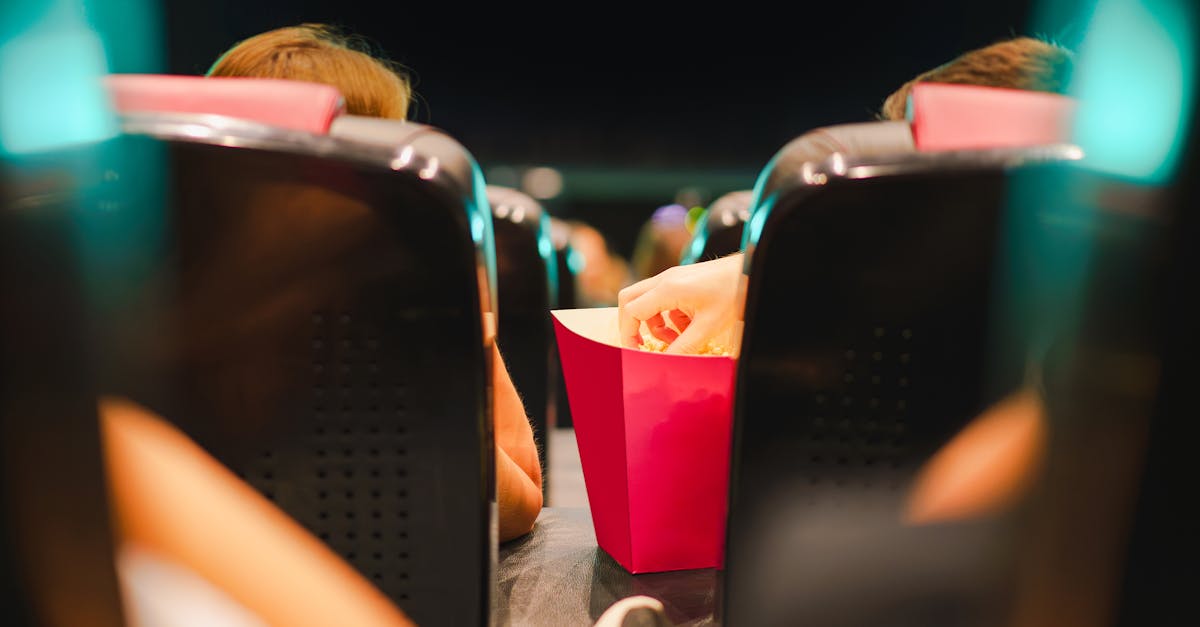 Un extraterestru albastru a depășit încasările lui Tom Cruise la box office