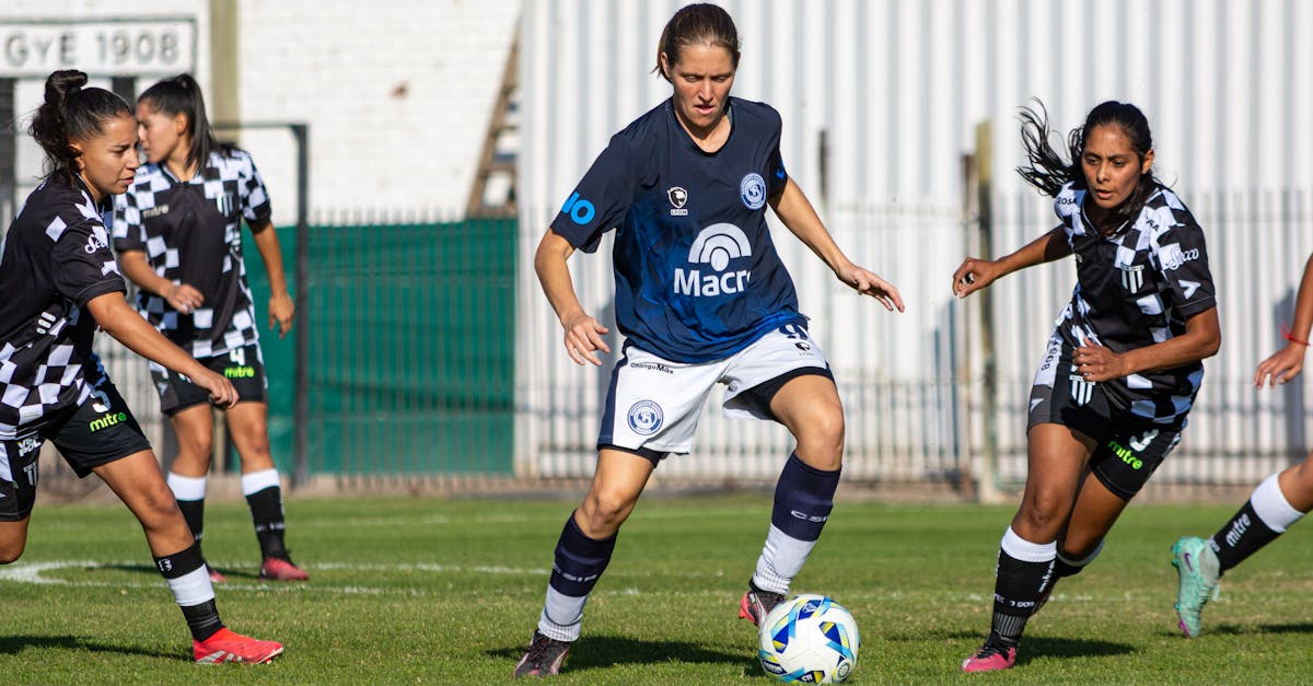 Scoția interzice femeile transgen în competițiile feminine de fotbal
