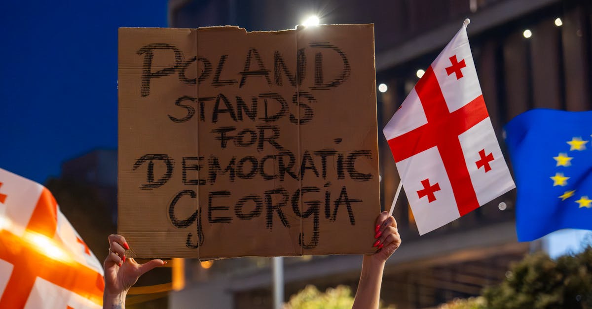 Donald Trump salută victoria lui Karol Nawrocki în alegerile din Polonia