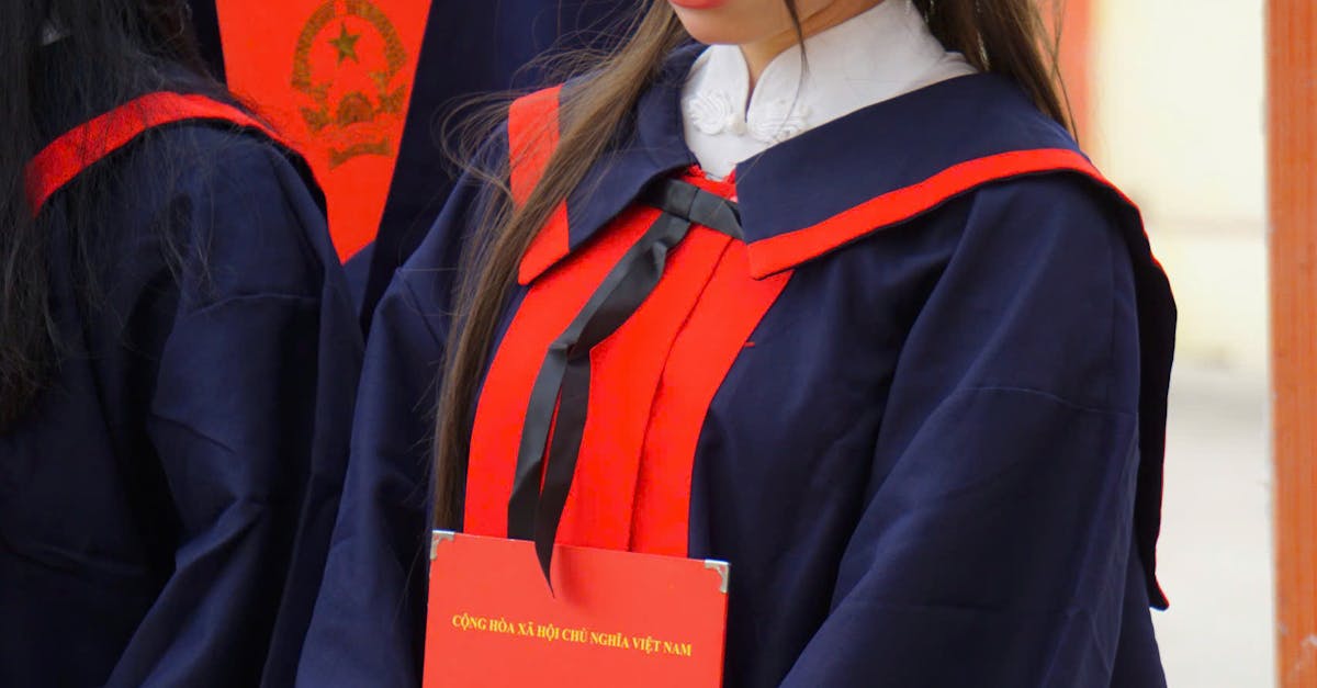 Diplomele de Bacalaureat, licență și masterat vor include nivelul de calificare