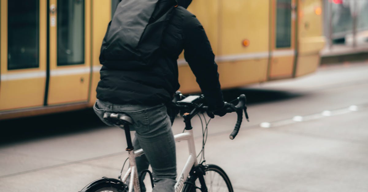 Accident pe bulevardul Liviu Rebreanu din Timișoara: un biciclist a fost lovit de un tramvai