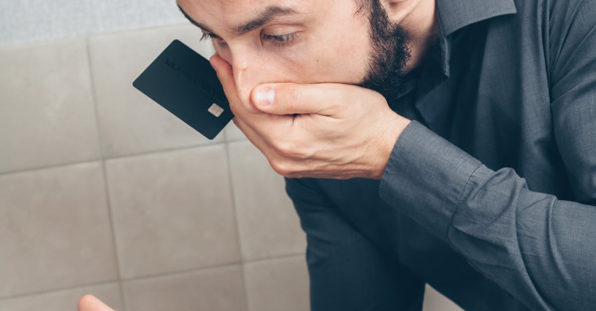 Firme păgubite cu peste 400.000 de lei din cauza mesajelor false de actualizare a datelor