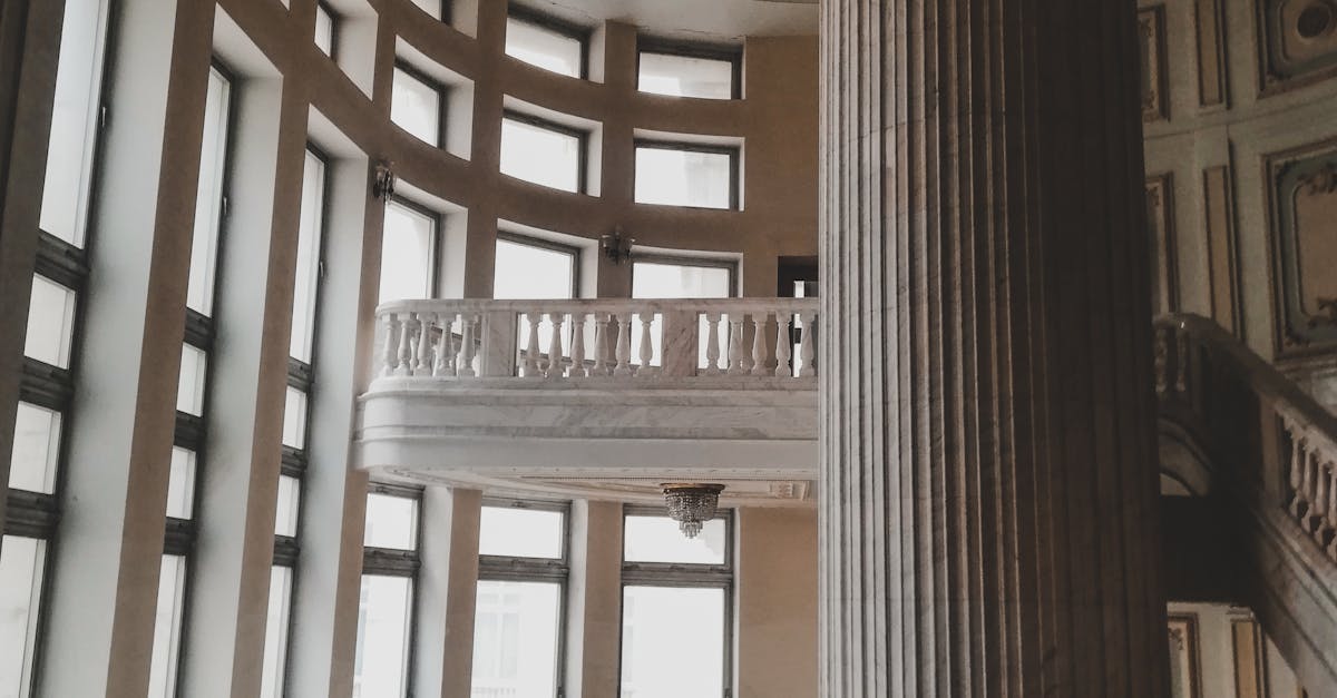 Prim-ministrul Neozeelandez expune un deepfake pentru a sublinia o problemă globală