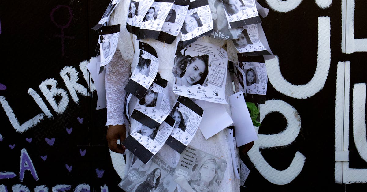 Clujul se mobilizează împotriva femicidului: Protest în Piața Mihai Viteazu în memoria Teodorei Marcu