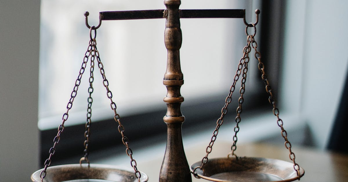 Avocat din Galați reținut pentru trafic de influență