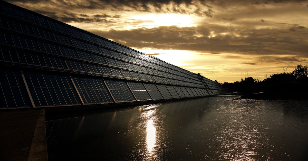 Clujul va beneficia de un parc fotovoltaic semnificativ, contractul fiind semnat astăzi