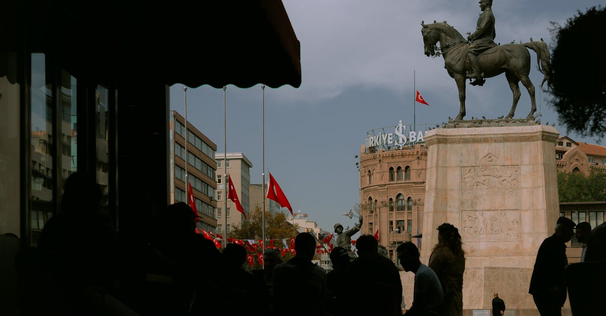 Fosta republică sovietică care a demolat peste noapte cel mai înalt monument al lui Lenin din Asia