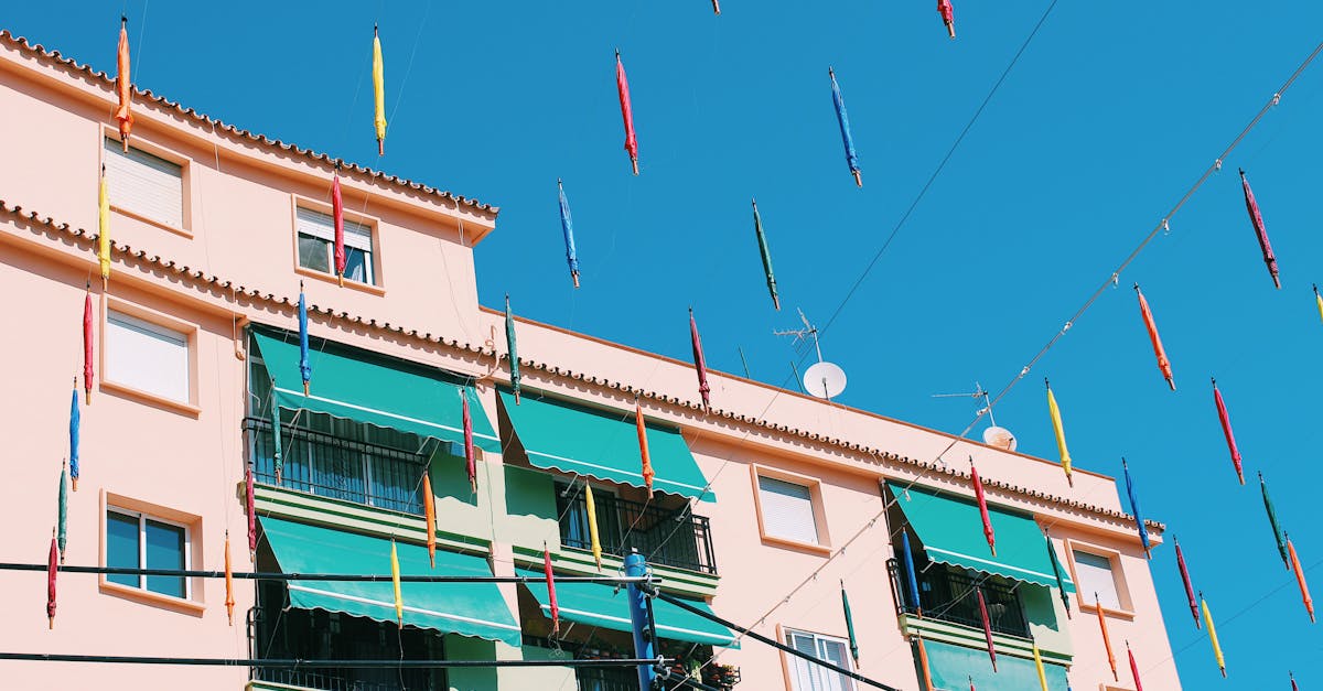 Apartament inedit la Cluj pentru festivalul UNTOLD, cu toaletă pe balcon