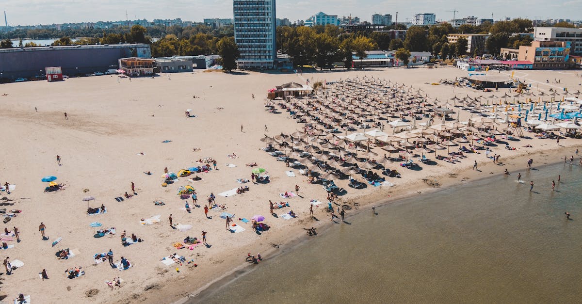 Apa mării la început de iunie: temperaturi surprinzător de ridicate și prețuri în Mamaia