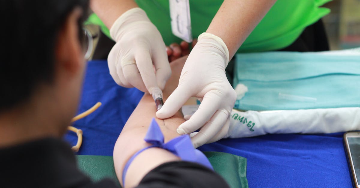 Agenția Europeană a Medicamentului analizează riscurile de encefalită asociate vaccinurilor împotriva varicelei