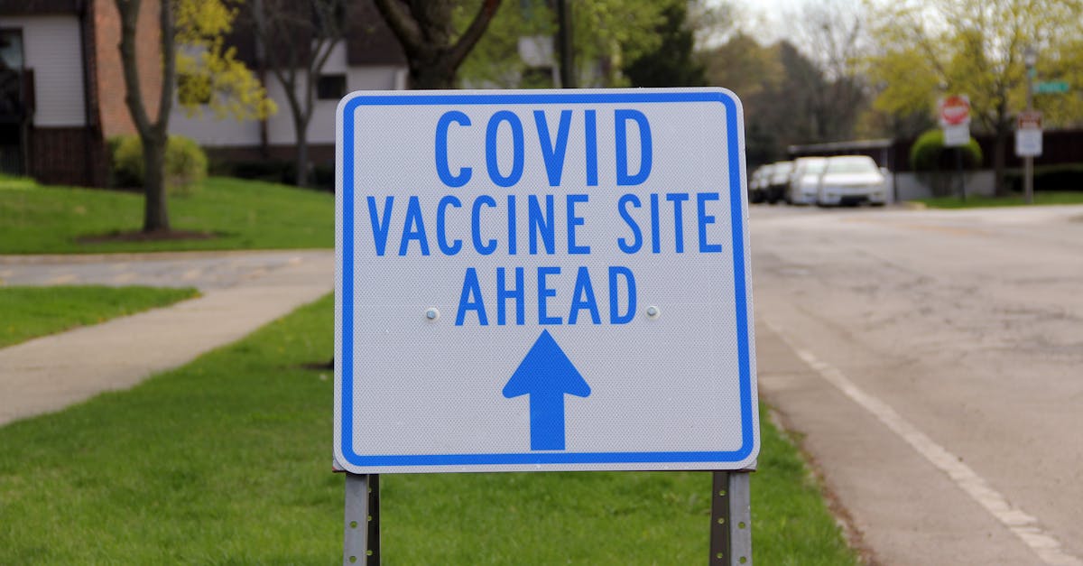 Robert Kennedy Jr. ia măsuri radicale: demite experții din comitetul vaccinurilor pentru a recâștiga încrederea publicului