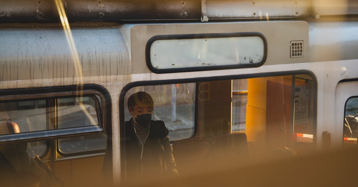 Cluj-Napoca: o stație de troleibuz devine o toaletă publică