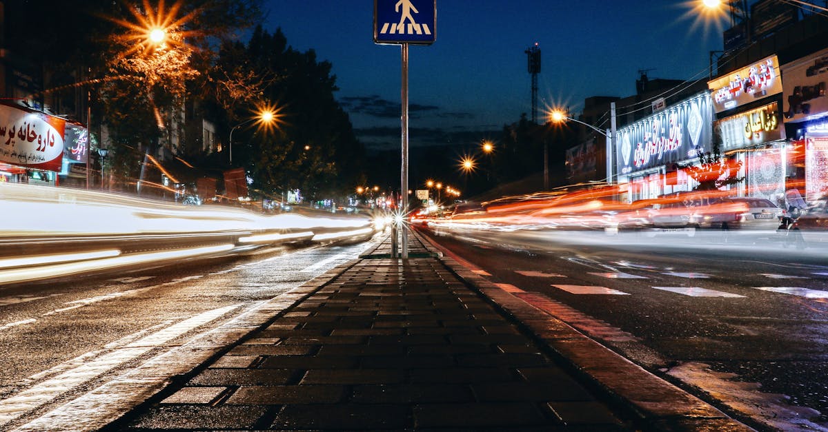 Imagini șocante din Cluj: un șofer ignoră semaforul și pune viețile oamenilor în pericol
