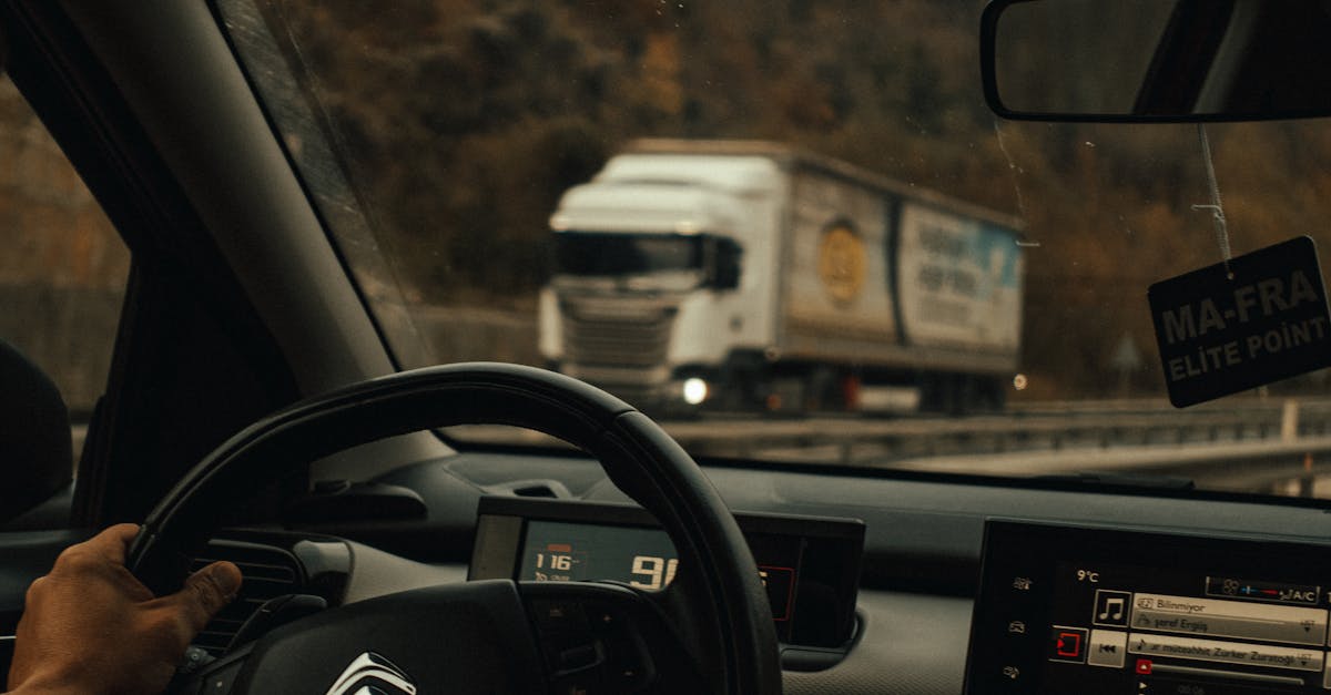 ANAF efectuează controale riguroase în trafic: Peste 1.600 de camioane verificate, descoperiri alarmante