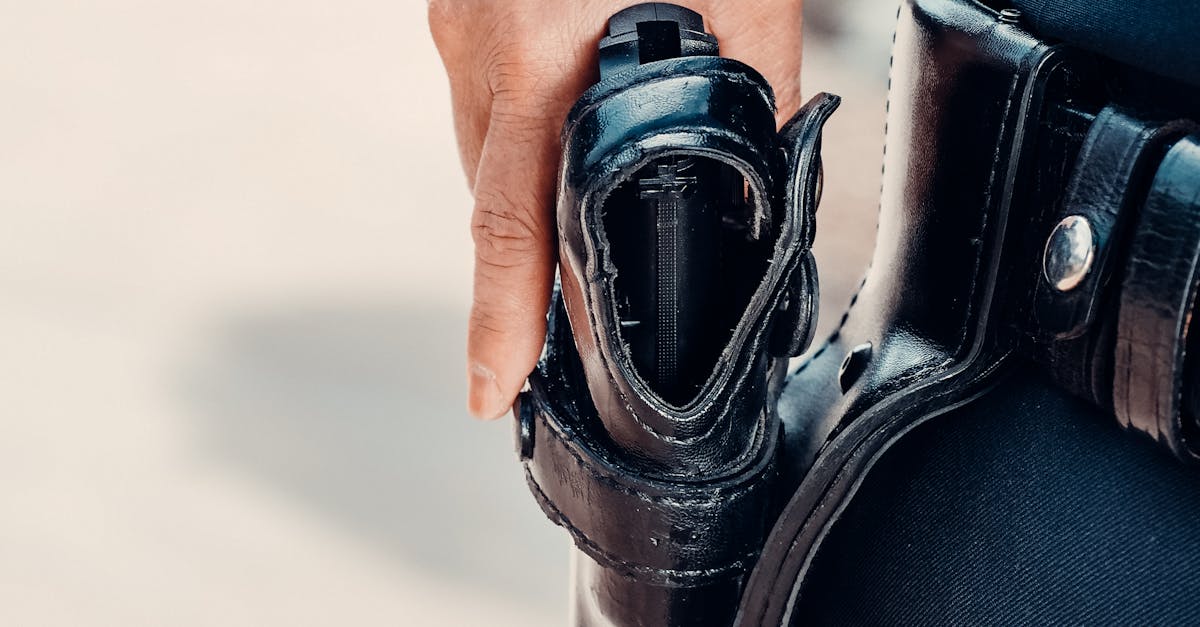 Săptămâna prevenirii criminalității: lecții de siguranță pentru micii pietoni și câinele polițist Gipsy