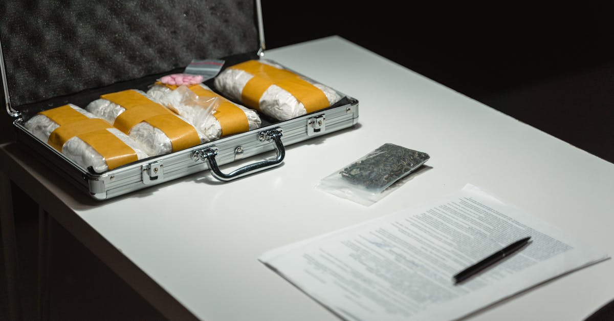 Pachet suspect sub mașina senatorului Ciprian Rus: descoperire șocantă înainte de vacanță