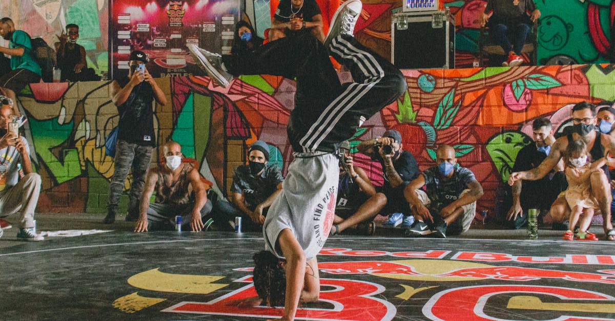 Împărtășirea artei prin dans: Festivalul Național de Balet și Dans Modern în Târgu Jiu