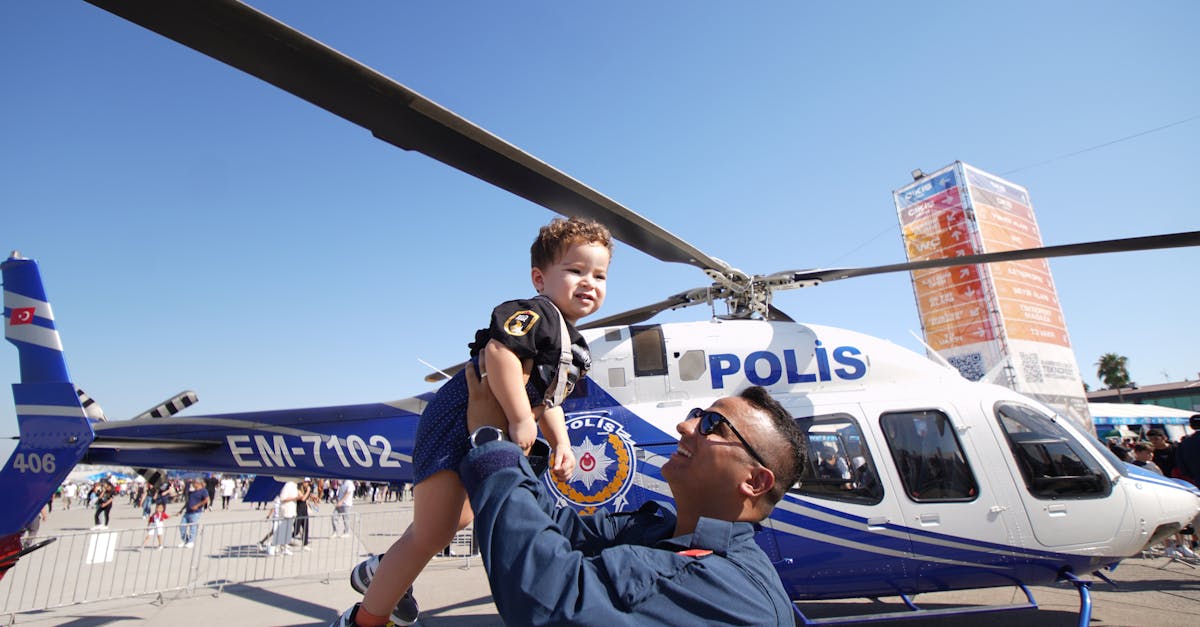 Elevii din Cernavodă și Hârșova învață despre siguranța rutieră cu ajutorul poliției