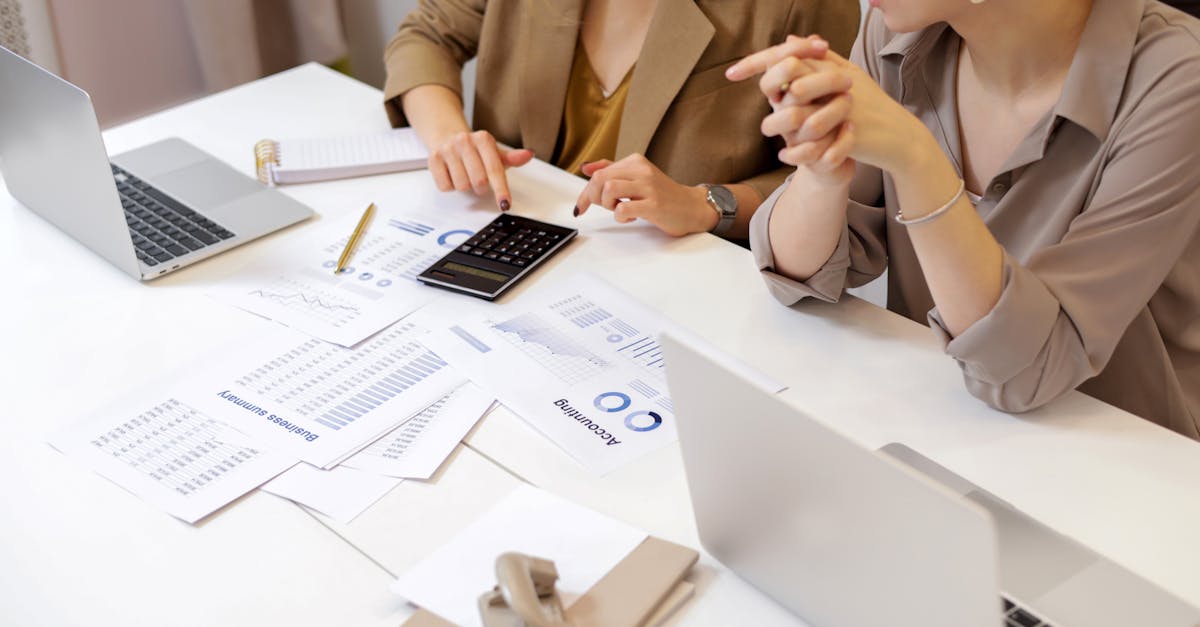 Salariul mediu net a înregistrat o scădere ușoară în aprilie 2025