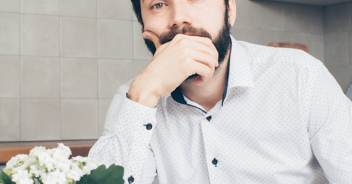 Decizia CCR: Publicarea averilor afectează dreptul la viață privată