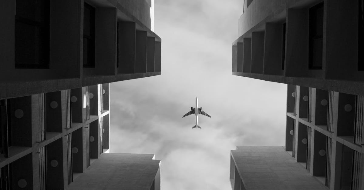 O studentă povestește cum a scăpat de tragedia aviatică din India datorită unei întârzieri de 10 minute