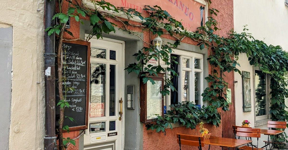 Bistro Junior își schimbă locația, dar amintirile rămân vii