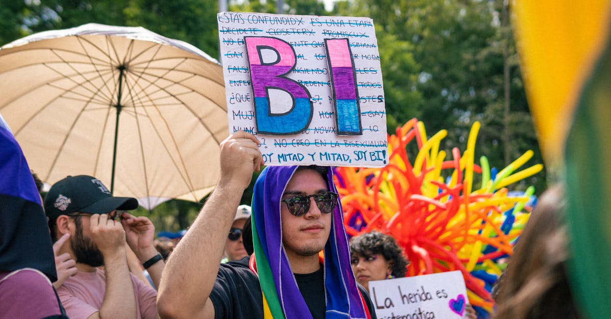 Mii de clujeni susțin drepturile LGBTQ+ la Cluj Pride