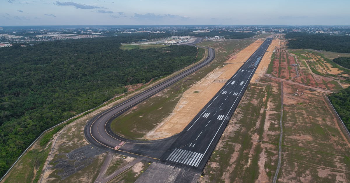 Aeroportul Brașov sărbătorește doi ani de la deschidere cu o ceremonie discretă