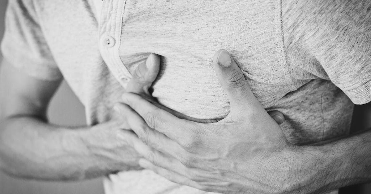 Atenție la durerea toracică: semnal de alarmă pentru sănătate