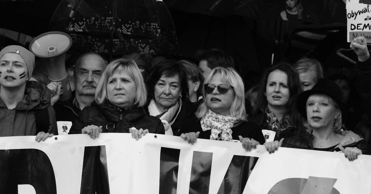 Intervenții jandarmi în Brăila: scandaluri familiale și consum de droguri