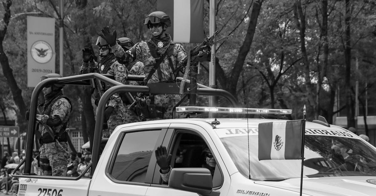 Ceremonie militară de amploare la Sibiu: 5 ani de NATO sărbătoriți cu parade și expoziții
