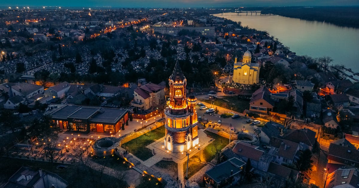 Serbia își întărește armata în secret și avertizează despre amenințări regionale