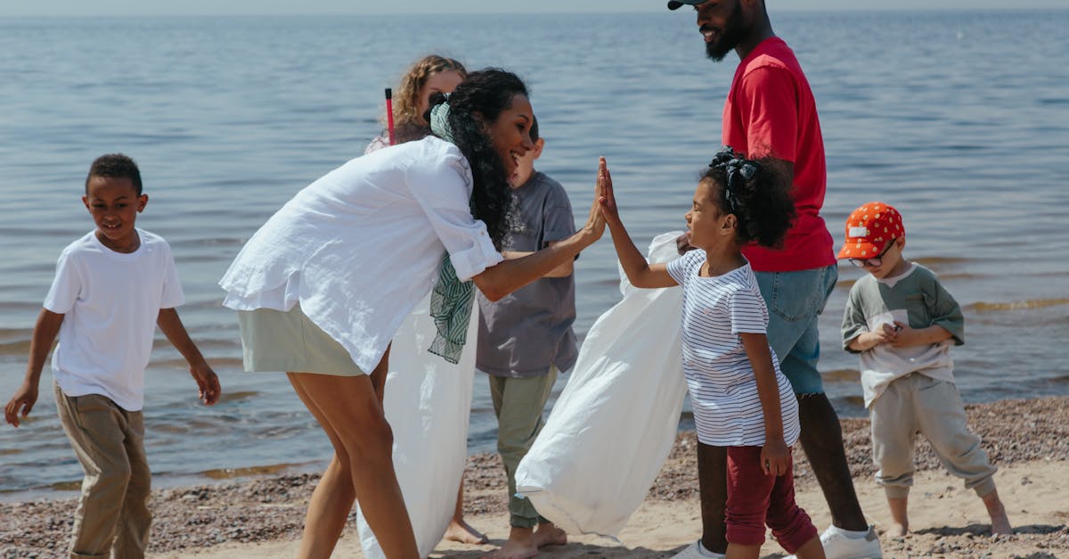 O vacanță de vis la mare pentru copii din centrele de plasament din Iași