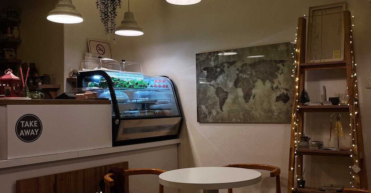 Descoperă COFFEINE: noua cafenea cu specialități unice pe strada Crinilor