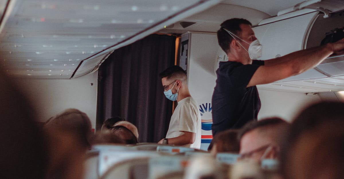 Reguli esențiale pentru călătoria minorilor români cu avionul în străinătate
