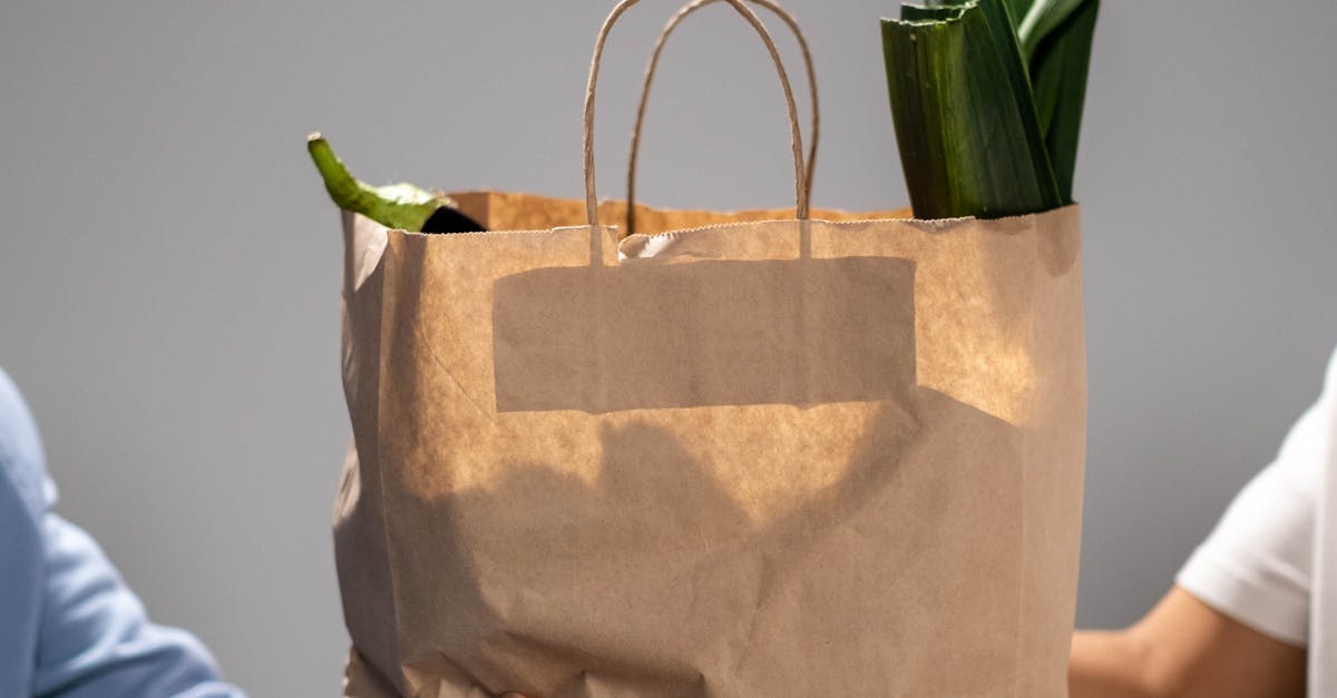Românii reduc consumul de alimente și băuturi din cauza creșterii prețurilor