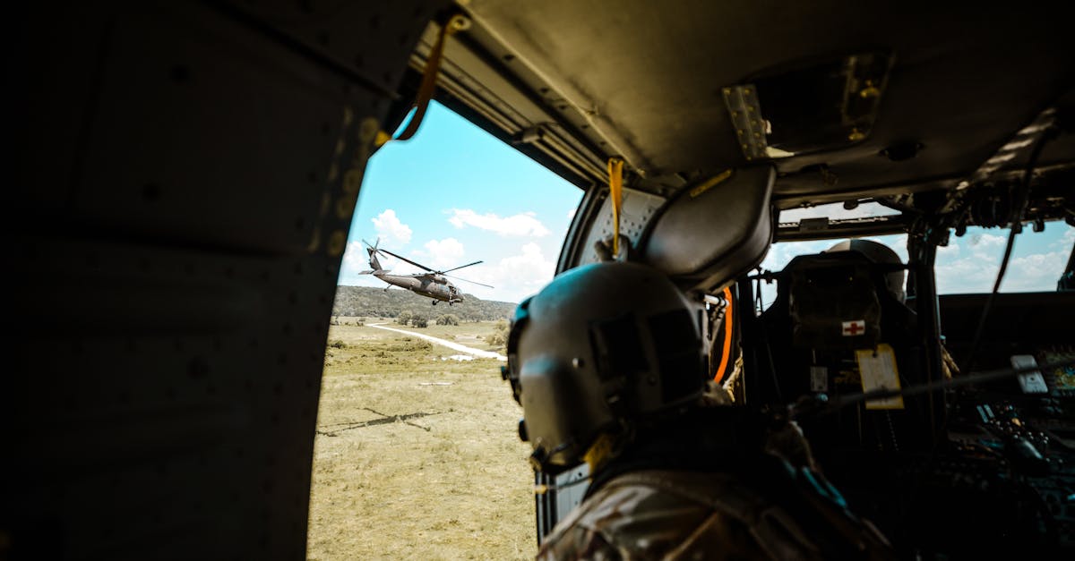 Tensiuni internaționale: SUA își activează bazele militare în fața amenințărilor din Iran
