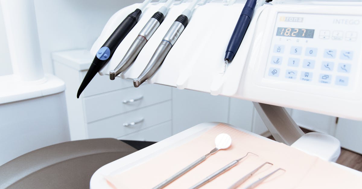 Fals dentist din Cehia, prins după ce a câștigat 160.000 de euro ilegal