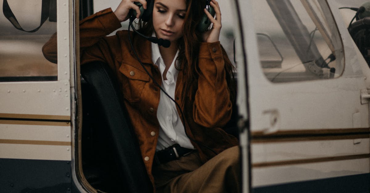 Alina, prima femeie instructor de aviație generală din România, sparge stereotipurile