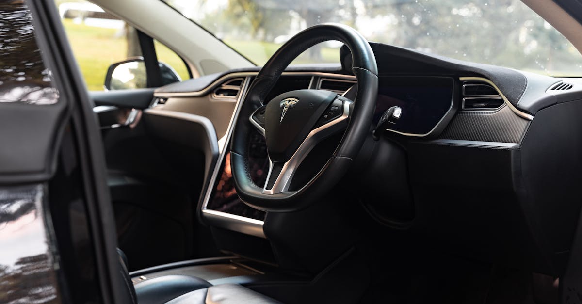 Revoluția taxiurilor autonome: cum funcționează serviciul Tesla Robotaxi