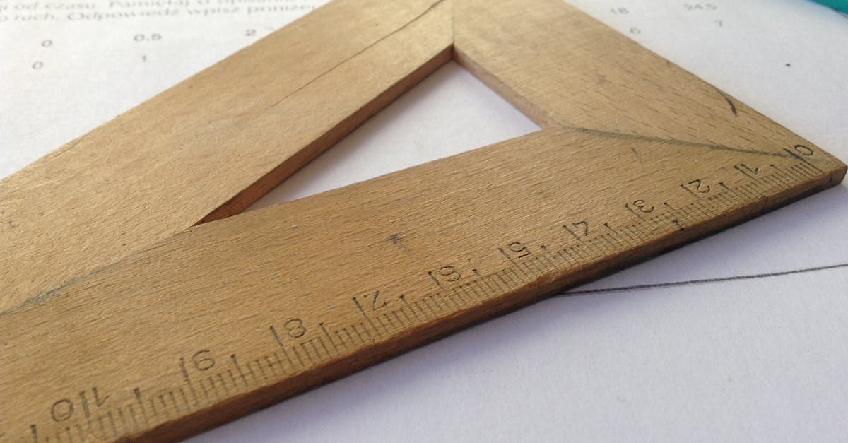 Examenul de matematică la Evaluarea Națională 2025: Ce subiecte au primit elevii?