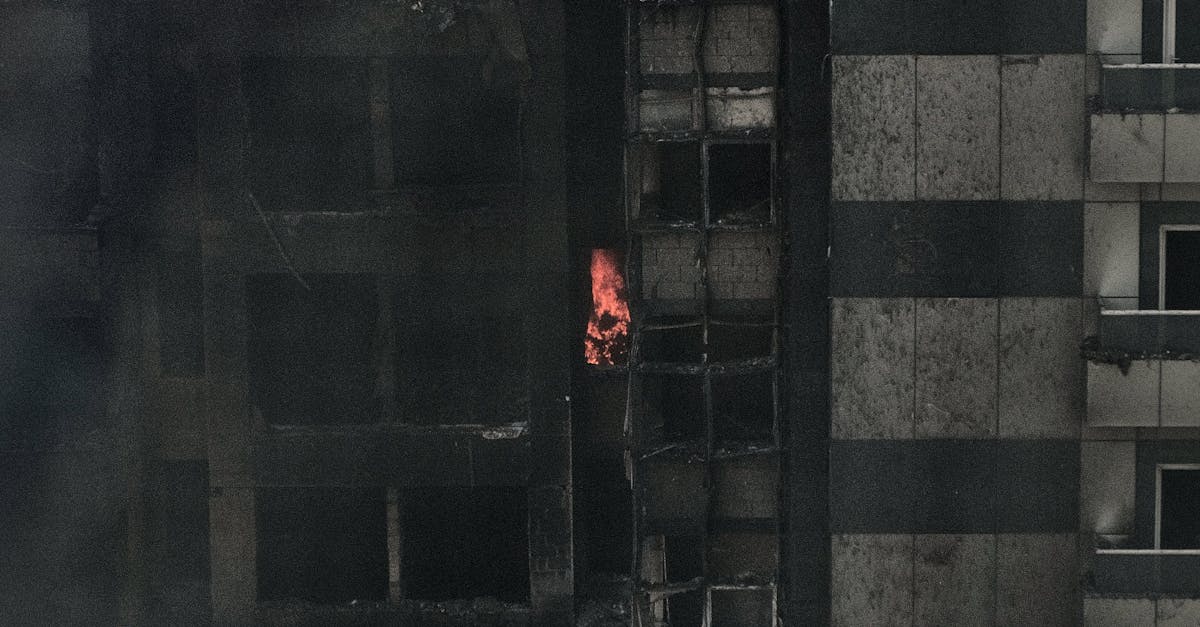 Incendiu devastator la groapa de gunoi din Târgoviște: orașul se confruntă cu fum toxic