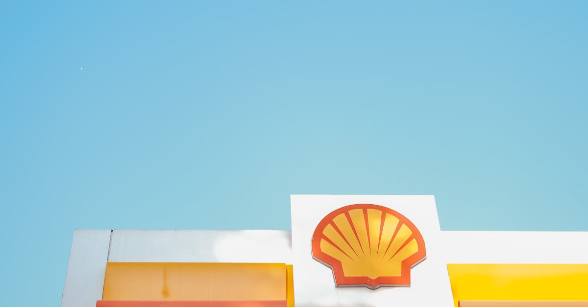 Marea fuziune în industria petrolieră: BP și Shell în discuții avansate
